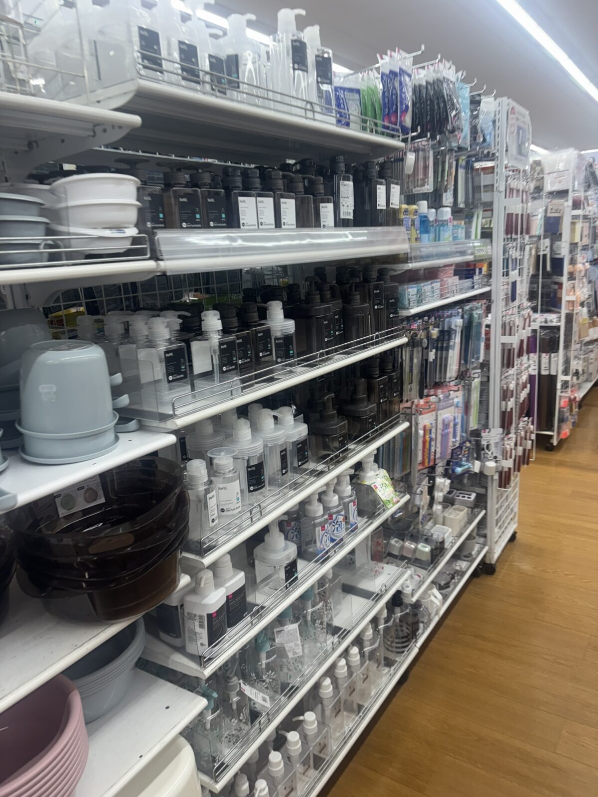 ダイソー 日用品売り場 ボトルコーナー